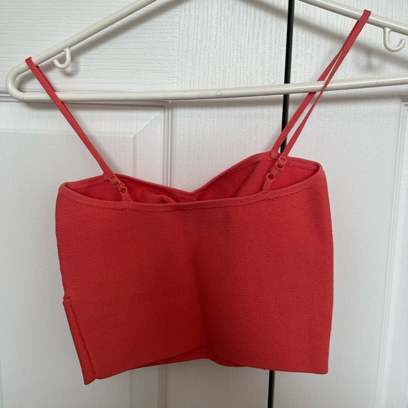 Babaton Knit Cropped Tank - Picture 2 of 3